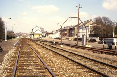 Courcelles-Centre - TH 84-4227 (2).jpg